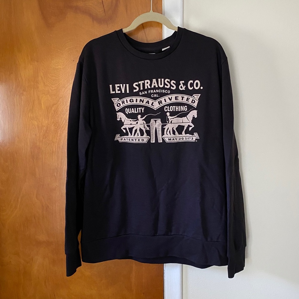 Levi’s Crewneck Sweatshirt